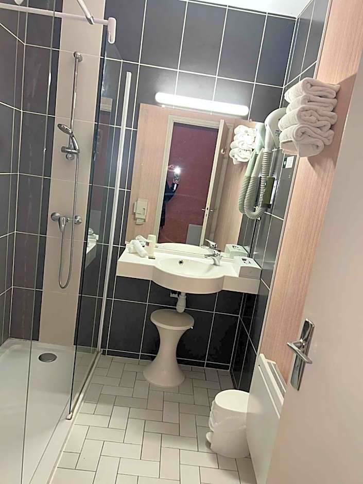 Logis Hôtel du Pont Neuf