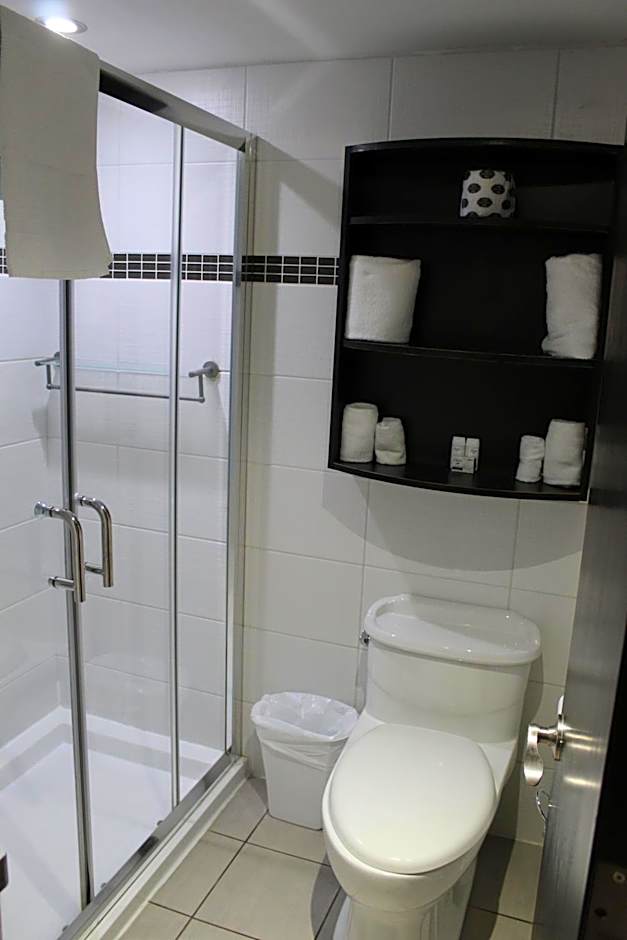 Travelodge by Wyndham Trois-Rivieres