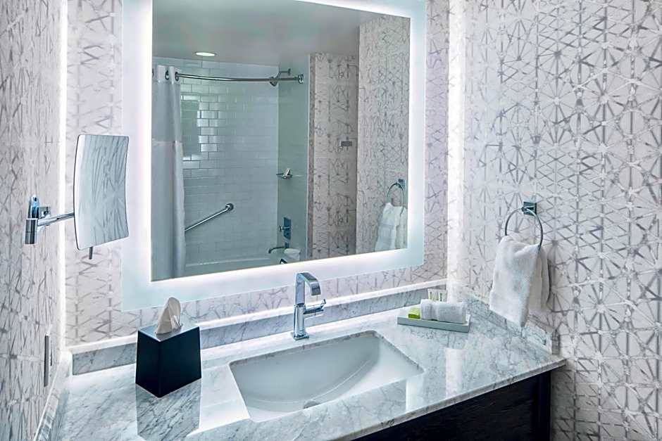 Courtyard by Marriott Philadelphia Downtown