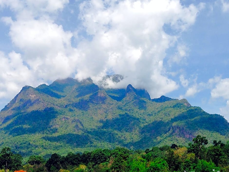 Chiang Dao Hut