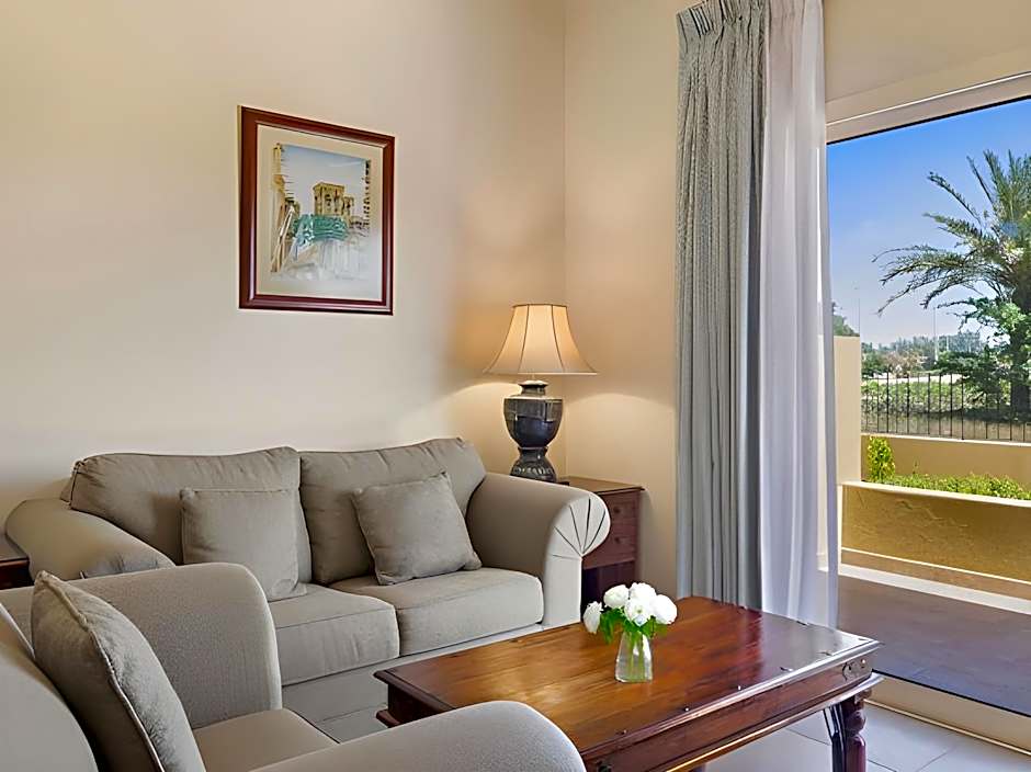 Al Hamra Village Hotel