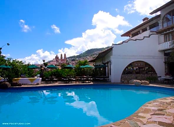 Posada de la Mision, Hotel Museo y Jardin