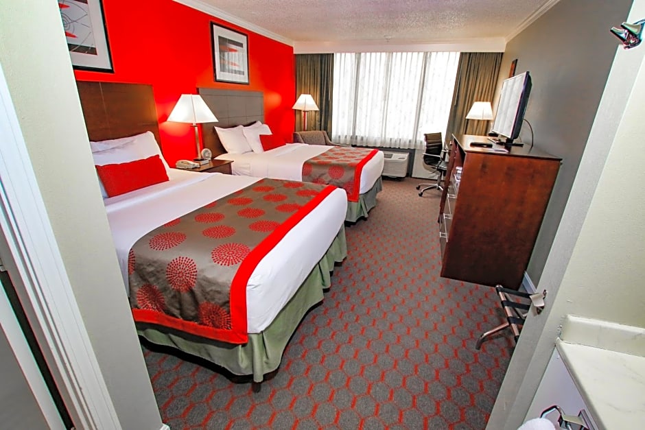 Ramada Hotel & Conference Center by Wyndham Lewiston