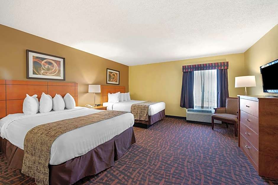 Best Western Louisville East Inn & Suites