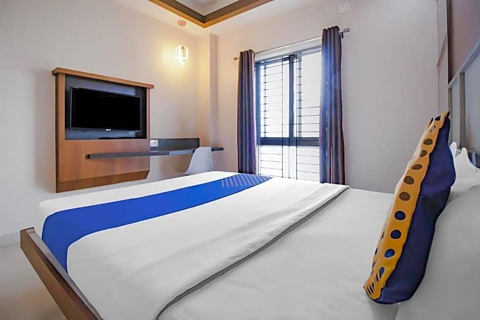 Royal Regency Lodge