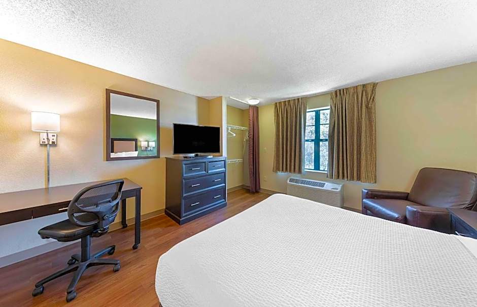 Extended Stay America Suites - Philadelphia - Plymouth Meeting - East