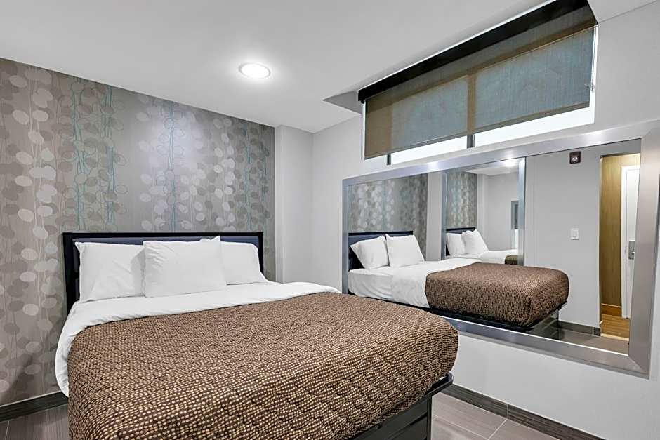 Hotel Mint JFK Airport