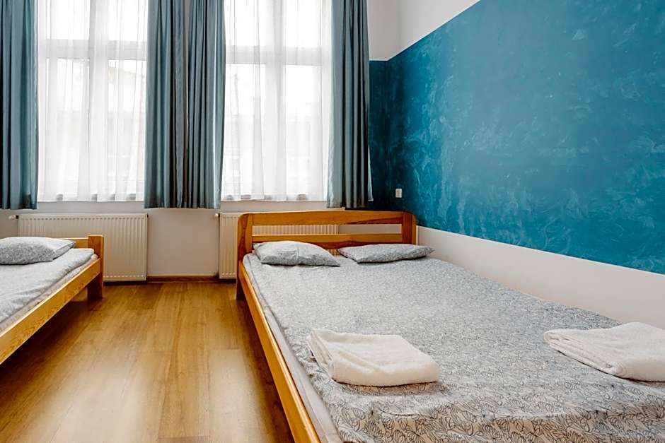 Hostel Tara