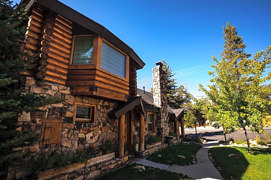 Embers Lodge & Cabins