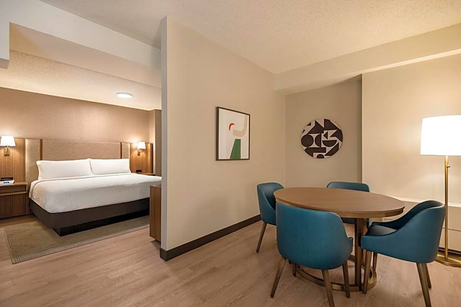 Holiday Inn & Suites Vancouver Downtown By IHG