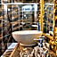 Julina Boutique Living