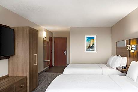 Queen Suite with Two Queen Beds