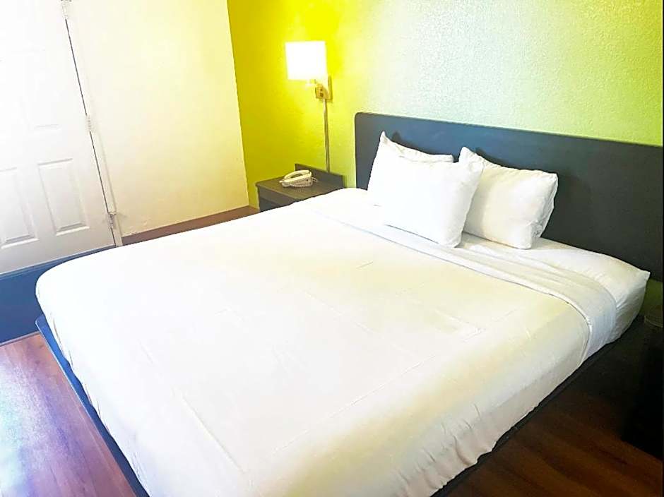 Willow Lodge Willoughby Cleveland