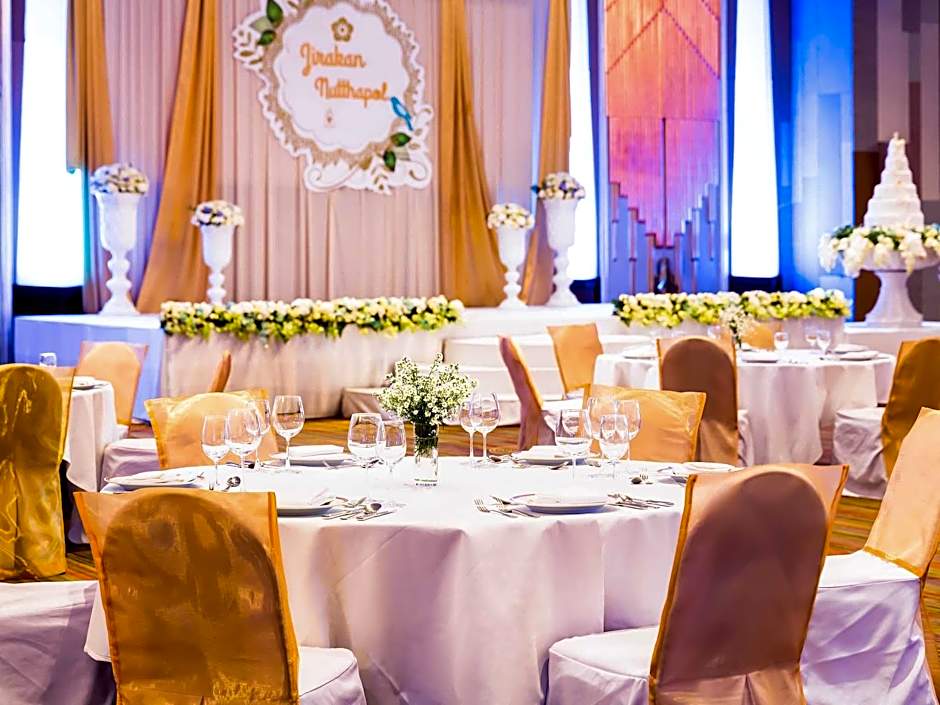 Pullman Khon Kaen Raja Orchid Hotel