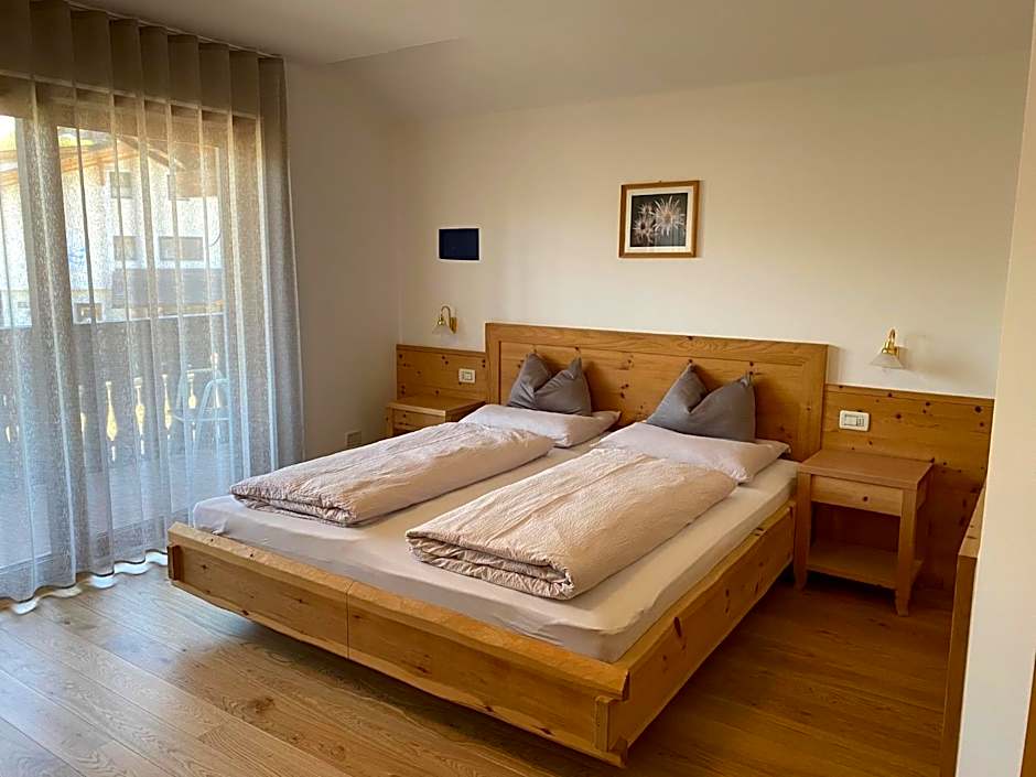 Garni Residence Trocker