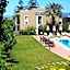 Hotel Peli