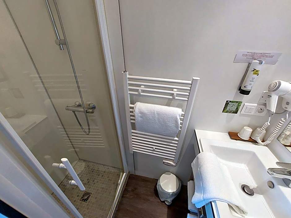 Chez Terrassier - Logis Hôtels - Hotel et Restaurant