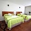 Villa Blanca Suites