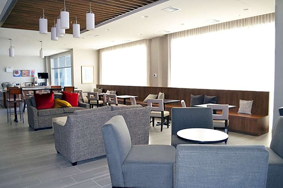 Staybridge Suites By Holiday Inn Red Deer North By IHG