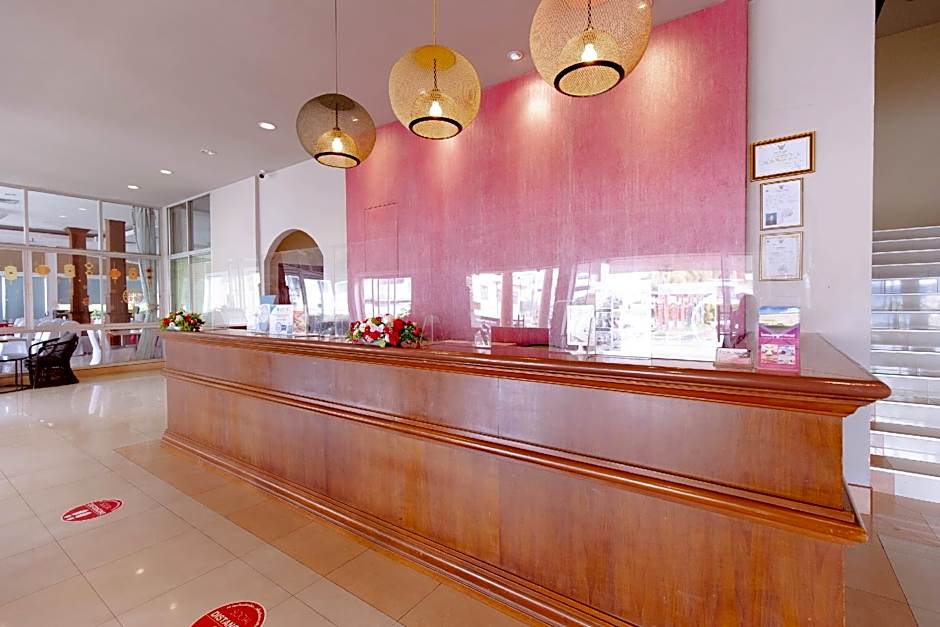 Chumphon Gardens Hotel