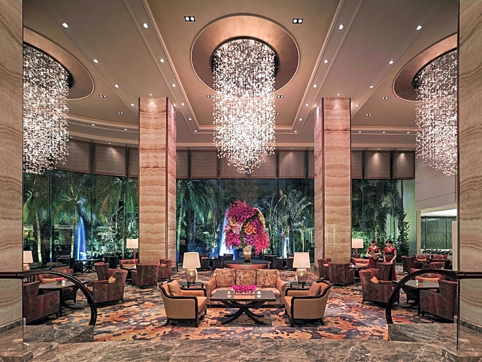 Edsa Shangri-La Manila