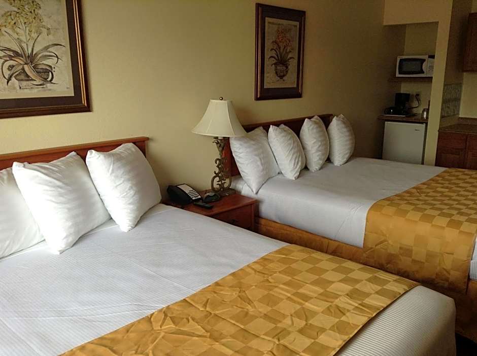 Foto 1 daripada 4 — 2 Queen Beds