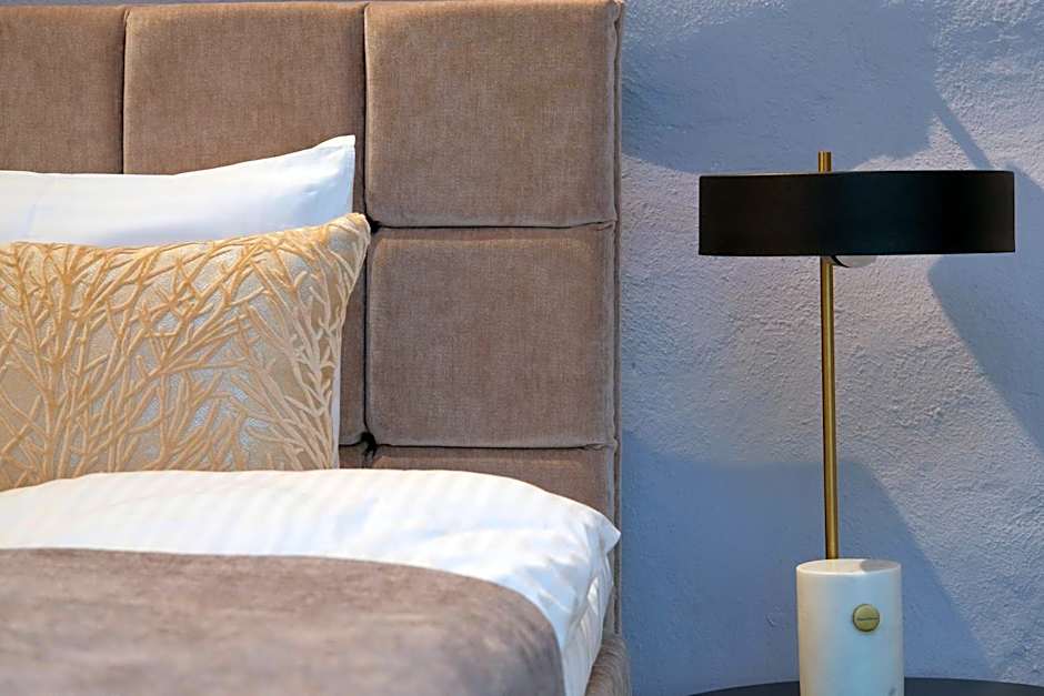 The Three Sisters Hotel