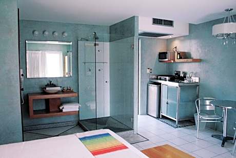 One Bedroom with Kitchenette