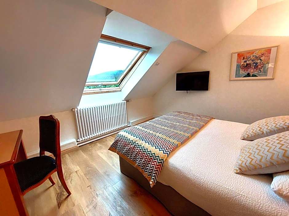 Logis Hotel des Lacs