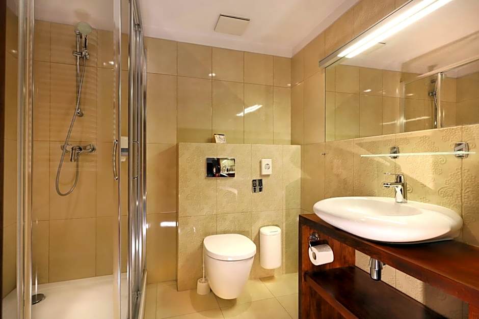 Residence 9