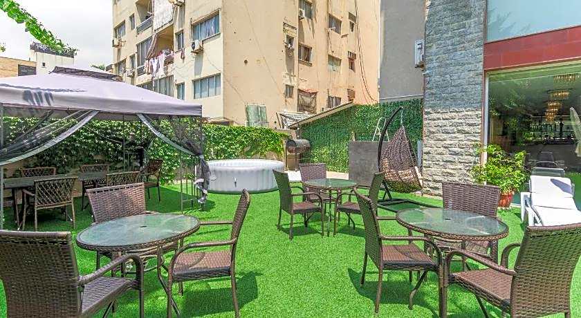 Al Murjan Palace Hotel