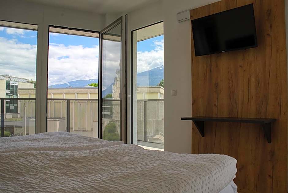 myQuartier City Chalets digital self check in