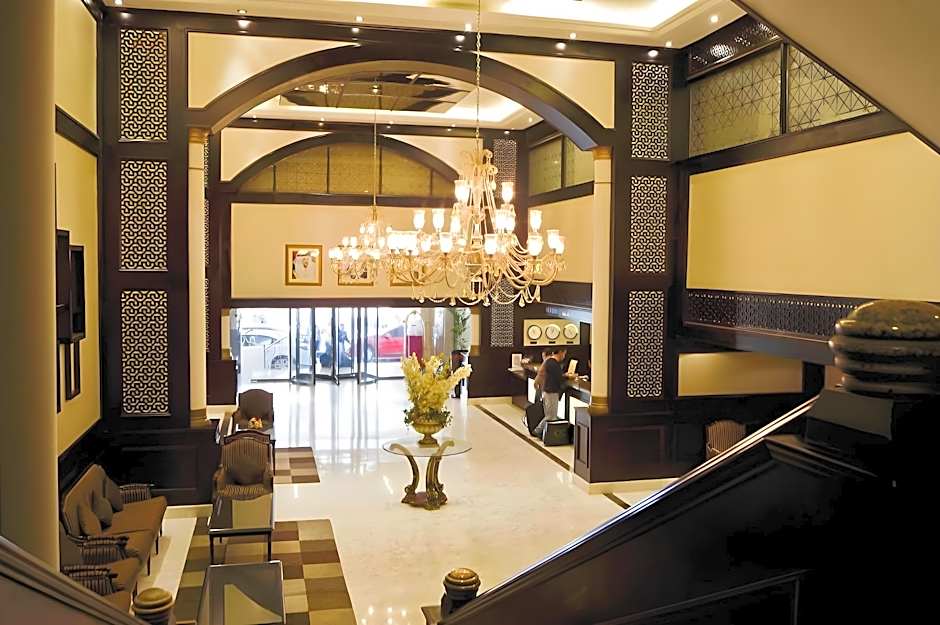 Carlton Dubai Creek Hotel