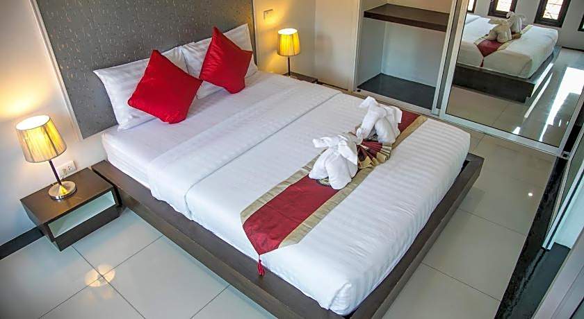 West Key Kamala Apartment