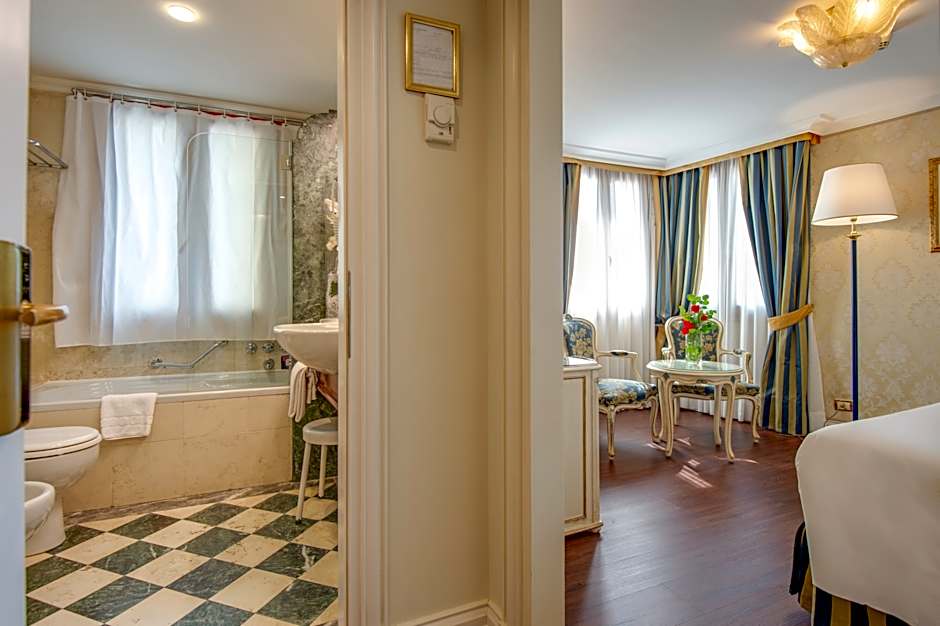 Photo 1 of 9 of Deluxe Grand, Canal View