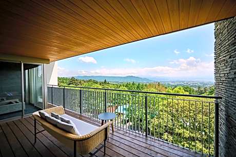 Deluxe Twin Room with Sky View