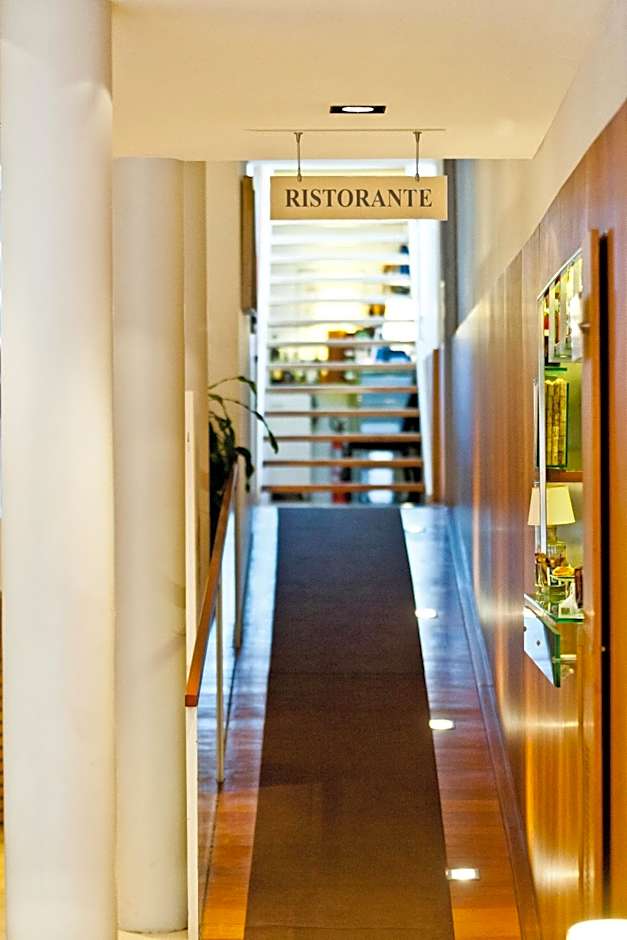 Dal Moro Gallery Hotel