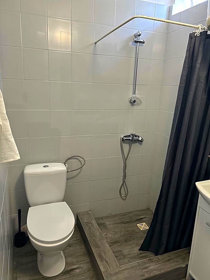 REDA - Pokoje z niezależnym wejściem