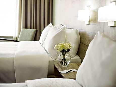 SUPERIOR ROOM with 2 Queen Size beds