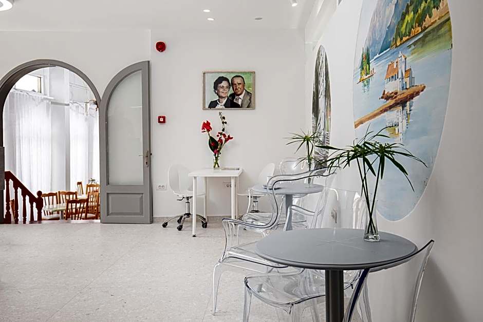 Bella Vista Beach Hotel