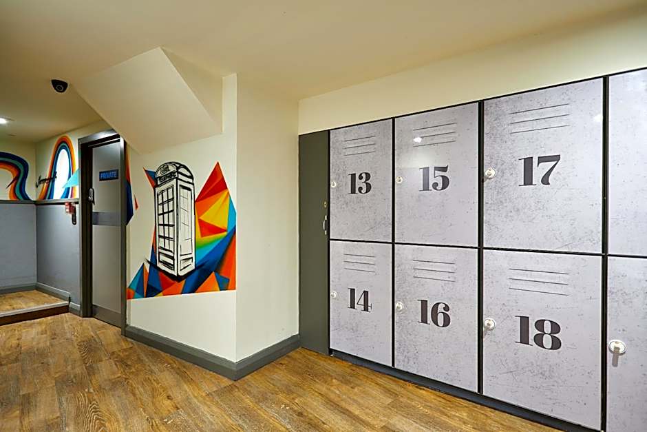 St Christopher's Hammersmith