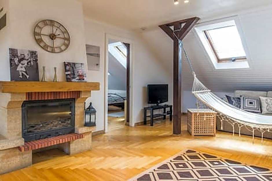 Old Riga Romantic Loft