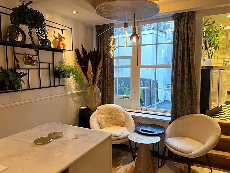 The Enlightened House Luxury Suites