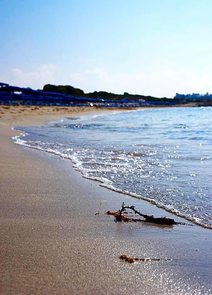 So Nice Beach Resort