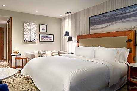 Deluxe Room, 1 King