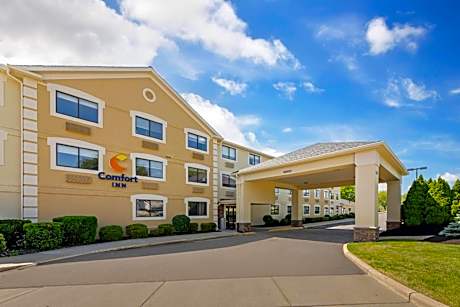 Comfort Inn River's Edge