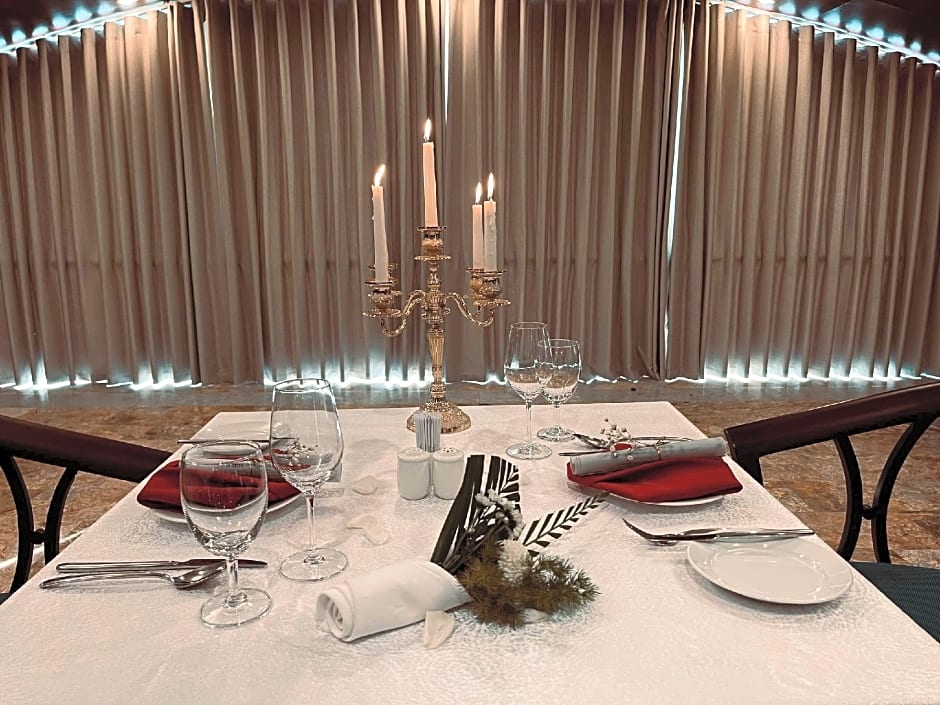 The Tray Hotel Hai Phong