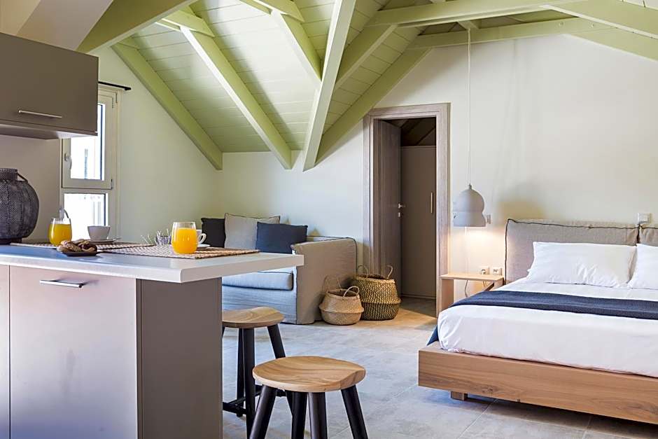 Argostoli Marina Suites