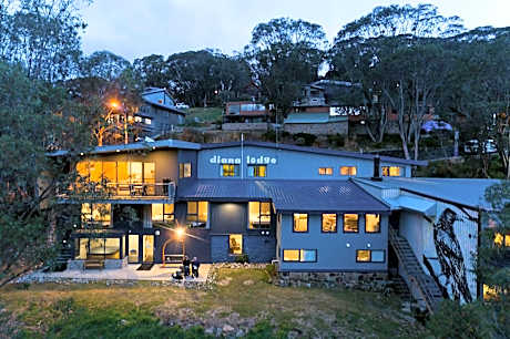 Diana Alpine Lodge