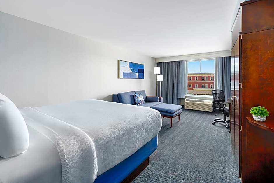 Courtyard by Marriott Keene Downtown